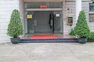 快科大門(mén)
